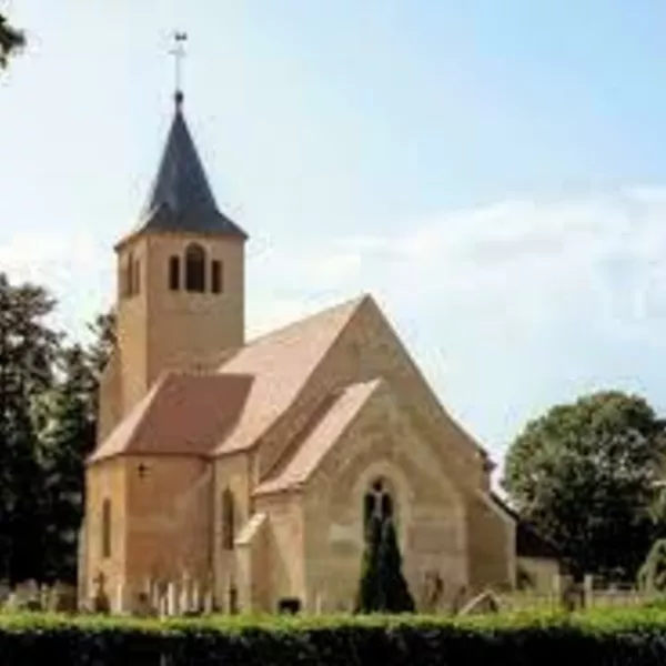 Eglise et château de Neublans