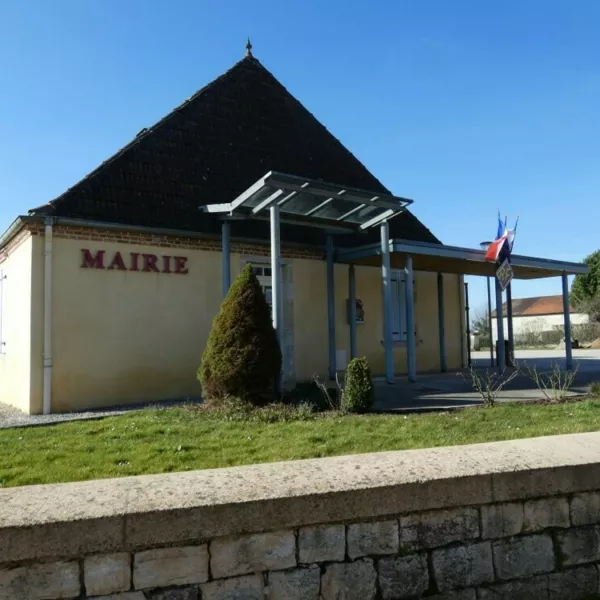 L' ancien presbytère devenu mairie